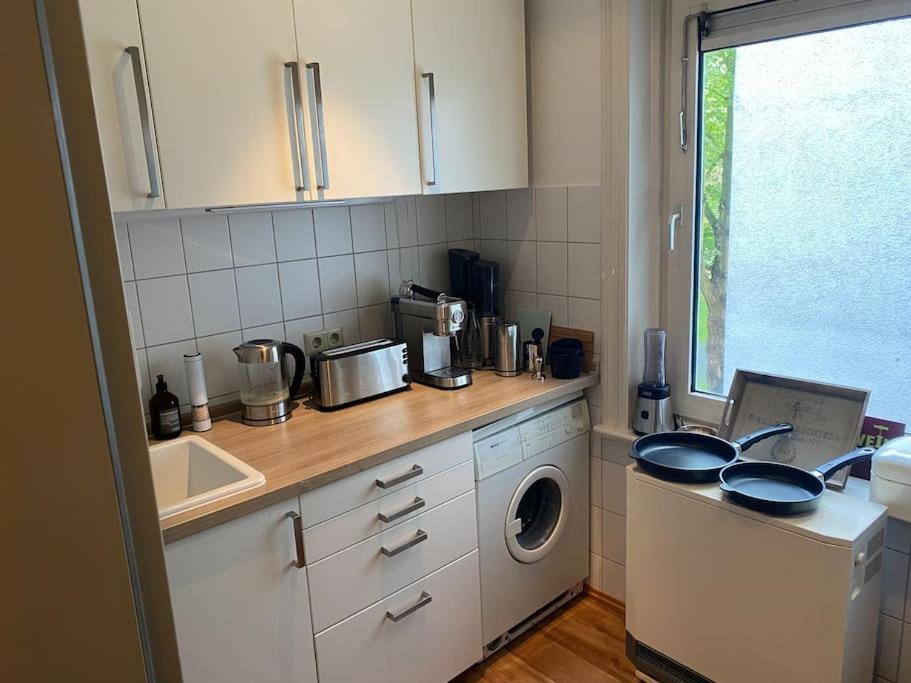 Wohlfuehlen In Winterhude Apartamento Hamburgo Exterior foto